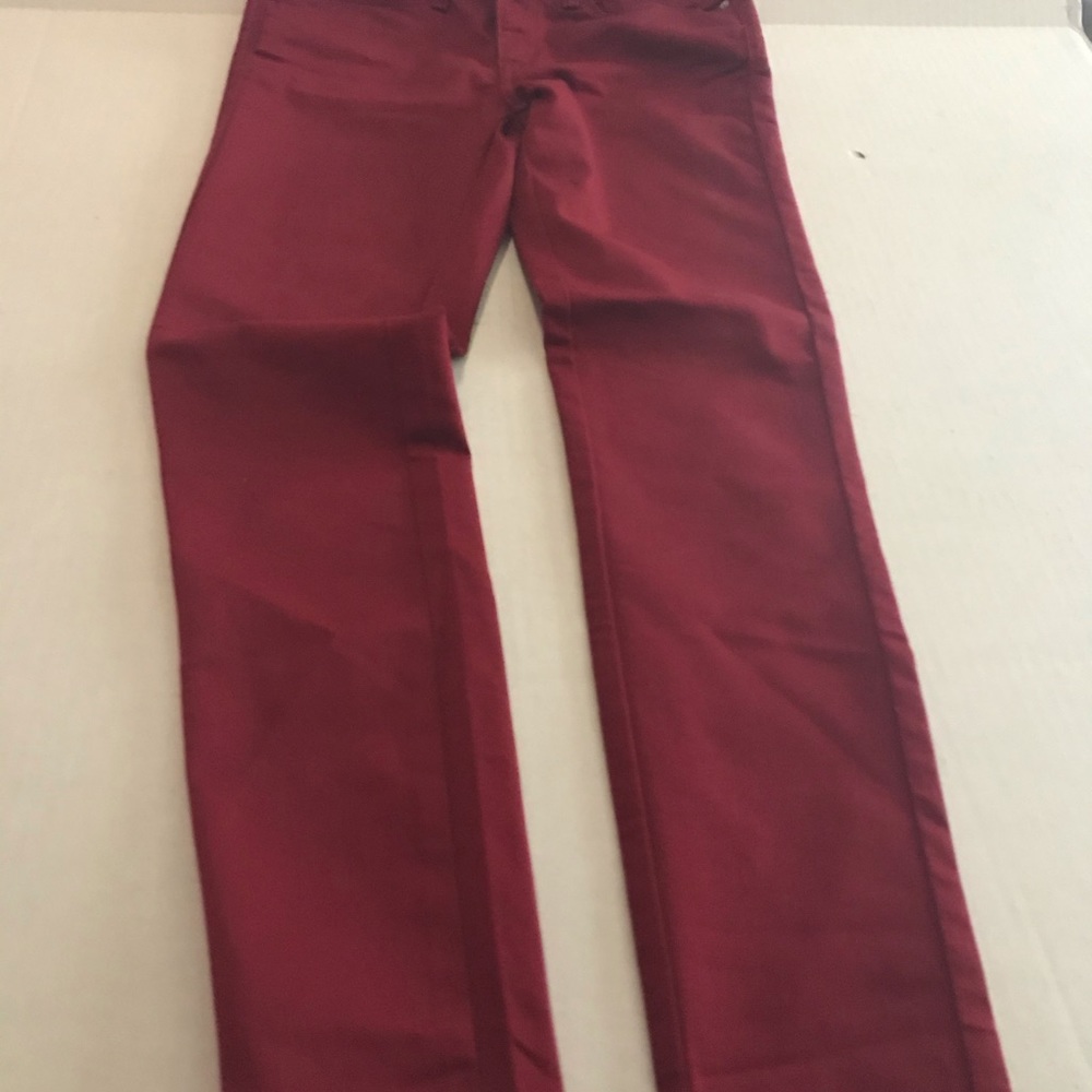 Denizen Low-rise Jegging by Levi’s